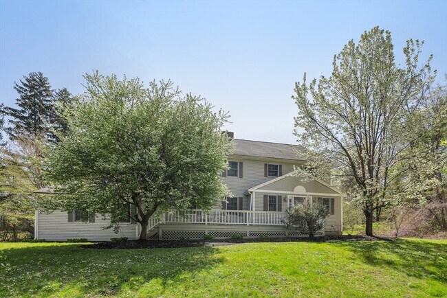 Primary Photo - 89 Brush Hill Rd
