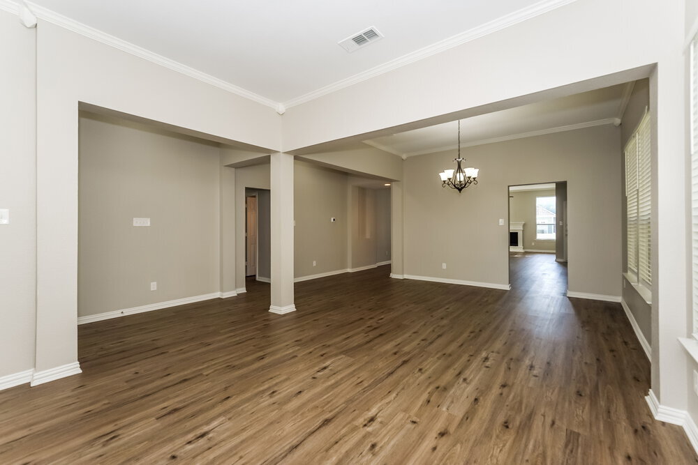 Building Photo - 1042 Devonshire Dr
