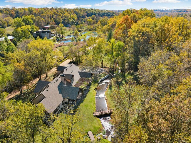 Building Photo - 4933 Trout Farm Rd