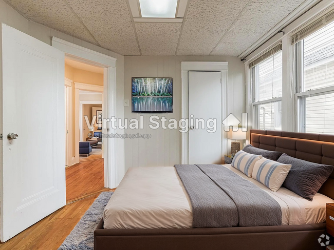 Building Photo - 832 Calhoun Ave