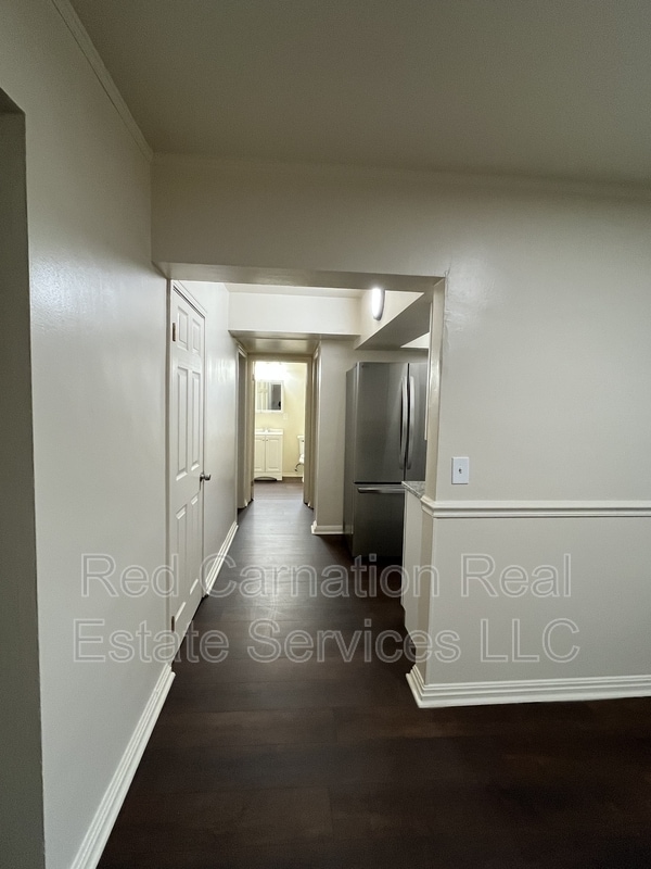 Building Photo - 1434 Antoinette Ave