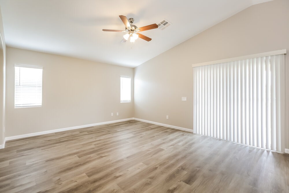 Building Photo - 196 Broken Putter Way