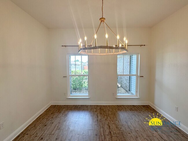 Building Photo - 8442 Holley Hills Cir