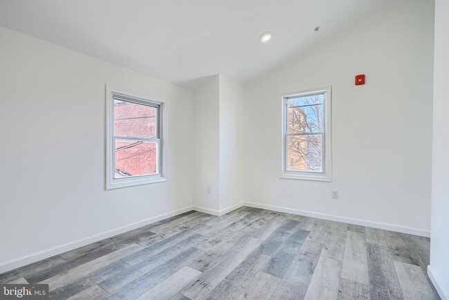 Building Photo - 7 S Carrollton Ave