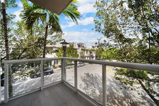 Building Photo - 10560 NW 64th Terrace
