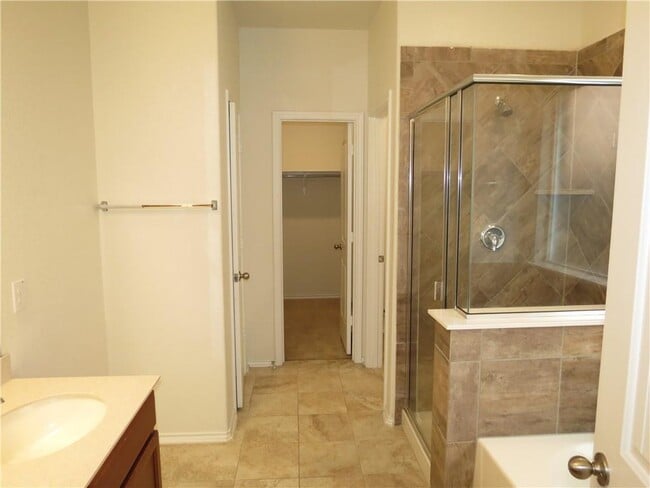 Building Photo - 17100 Gibbons Path