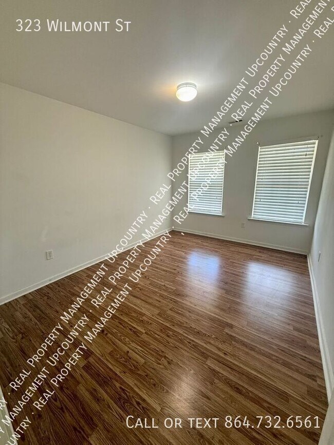 Building Photo - 323 Wilmont St