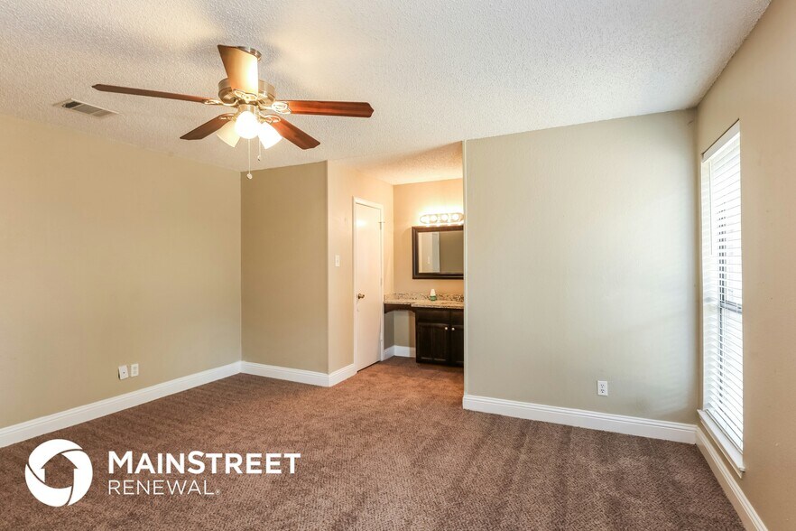 Building Photo - 6449 Whitehurst Dr