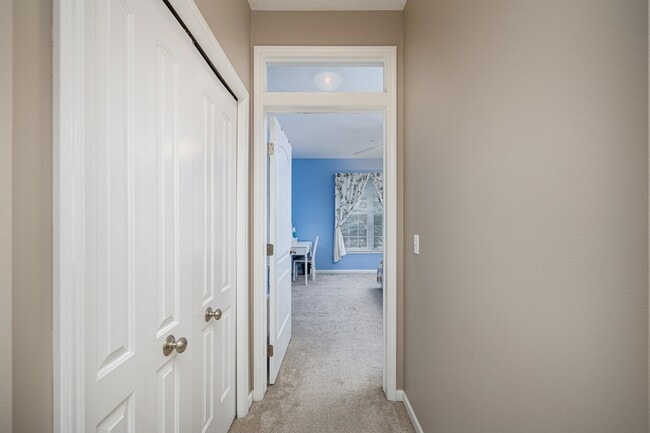 Building Photo - 2906 N Knightsbridge Cir