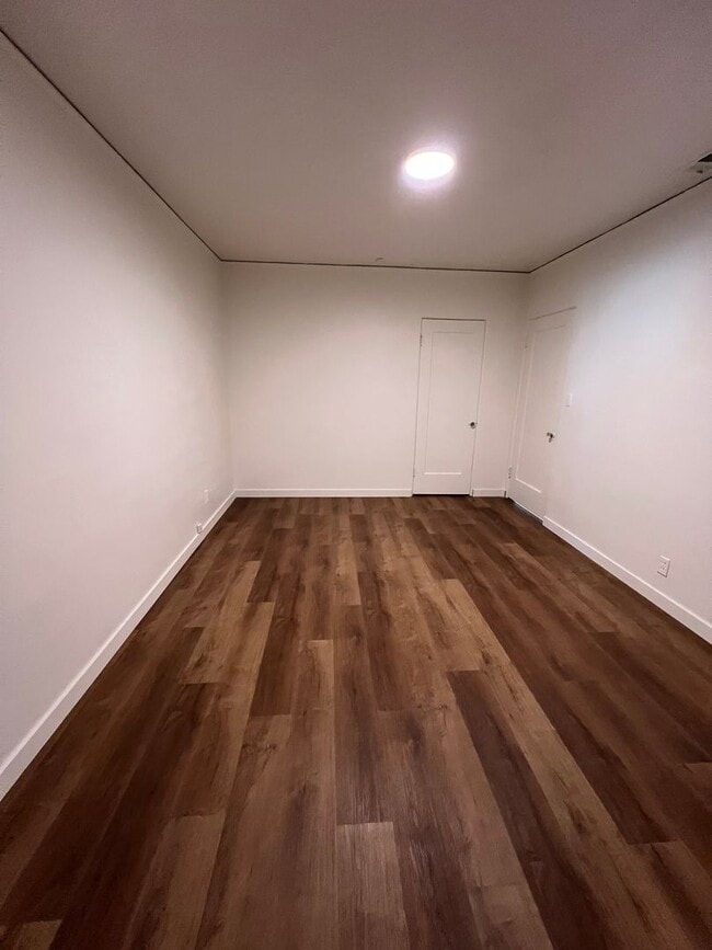 Building Photo - 2016 17 Street - Modern Midtown Gem | 2BR/...