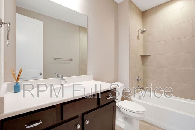 Building Photo - 508 Vernon Cir
