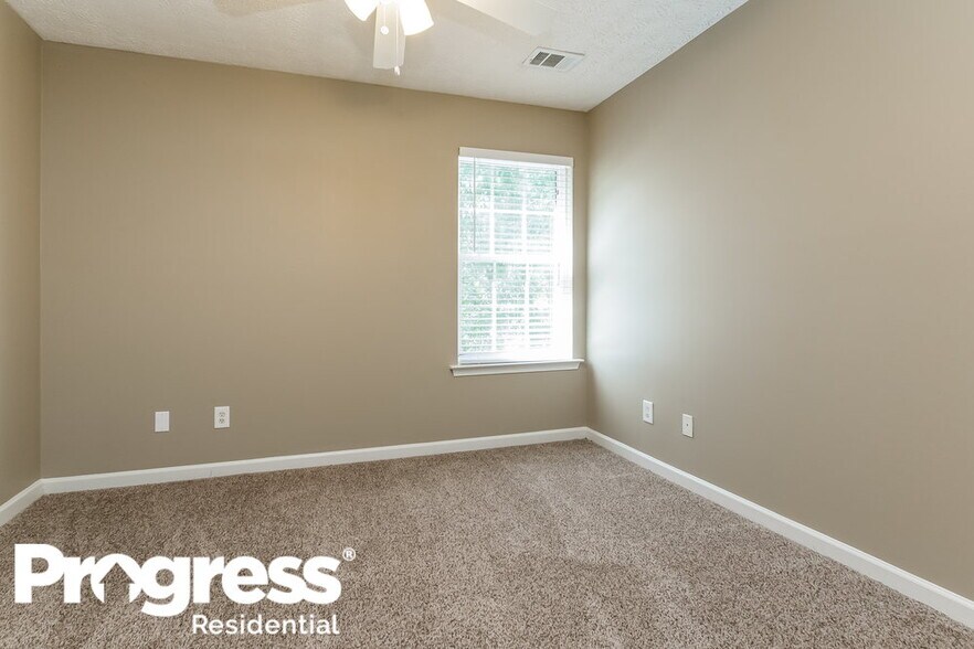 Building Photo - 217 Osmanthus Way