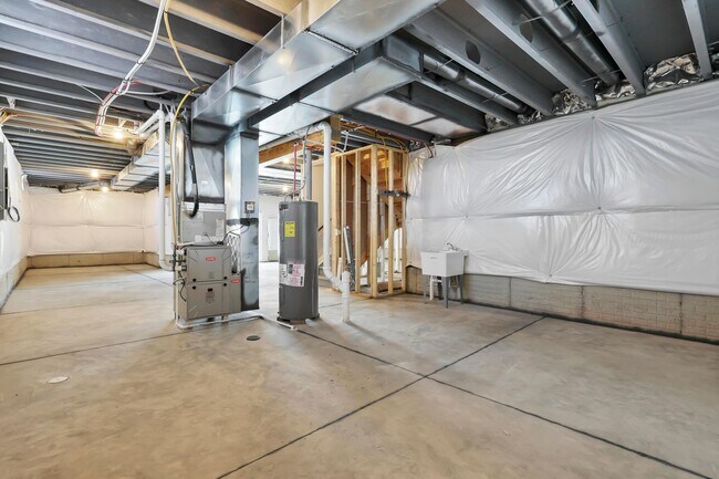 Building Photo - 12122 Warbler Wy