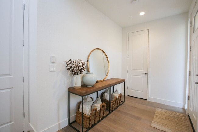 Building Photo - Enjoy Bay Views And Trails In This Newer Modern 3 Bedroom Home