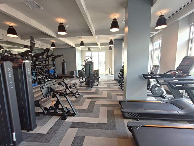 Building Photo - Luxury One-Bedroom Condo for Lease