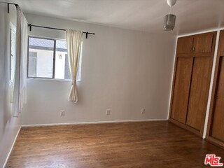 Building Photo - 366 E Hillsdale St