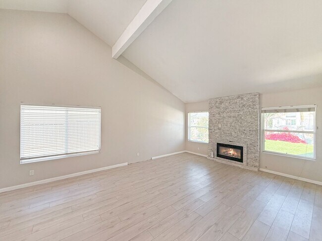 Building Photo - SD: Spacious 4BD/2BA Home in Mira Mesa with Large Backyard, 2-Car Garage & In-Unit Laundry