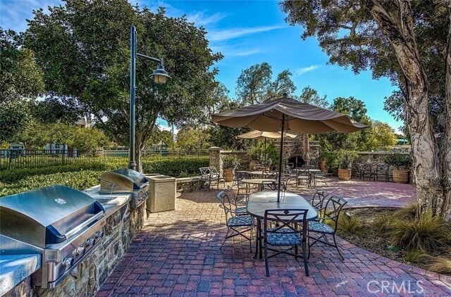 Building Photo - 1421 Abelia