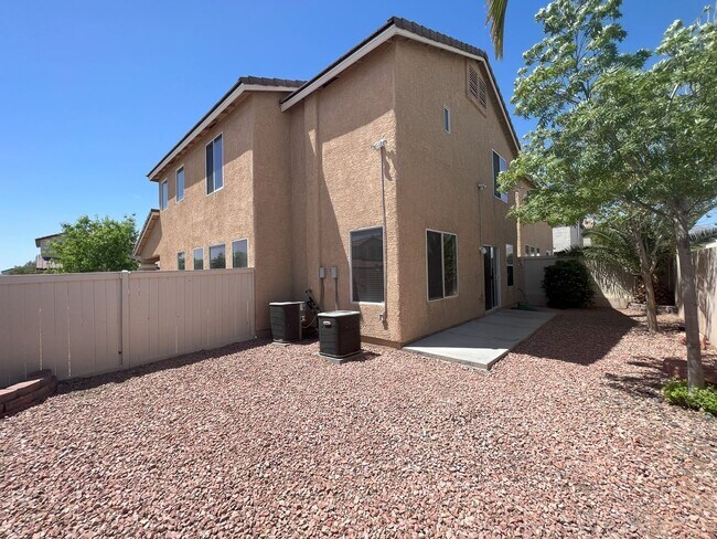 Building Photo - 8932 W Ryan Creek Ave