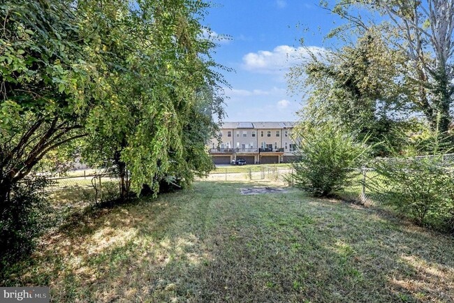 Building Photo - 1719 Frankford St SE