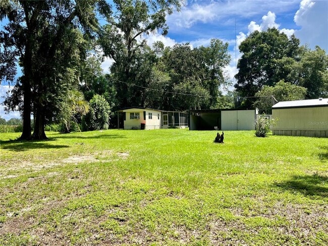 Building Photo - 8035 NE 33rd Ct