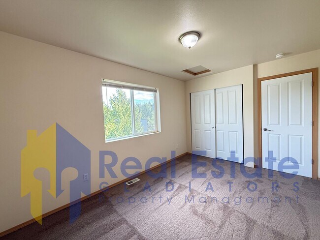 Building Photo - 18803 97th Ave Ct E
