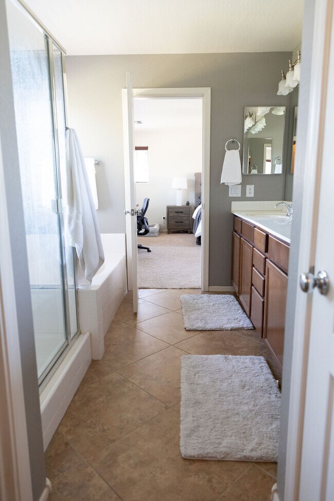 Building Photo - 3279 E Milky Way