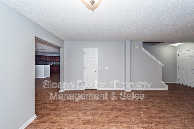 Building Photo - 1118 Deerberry Rd