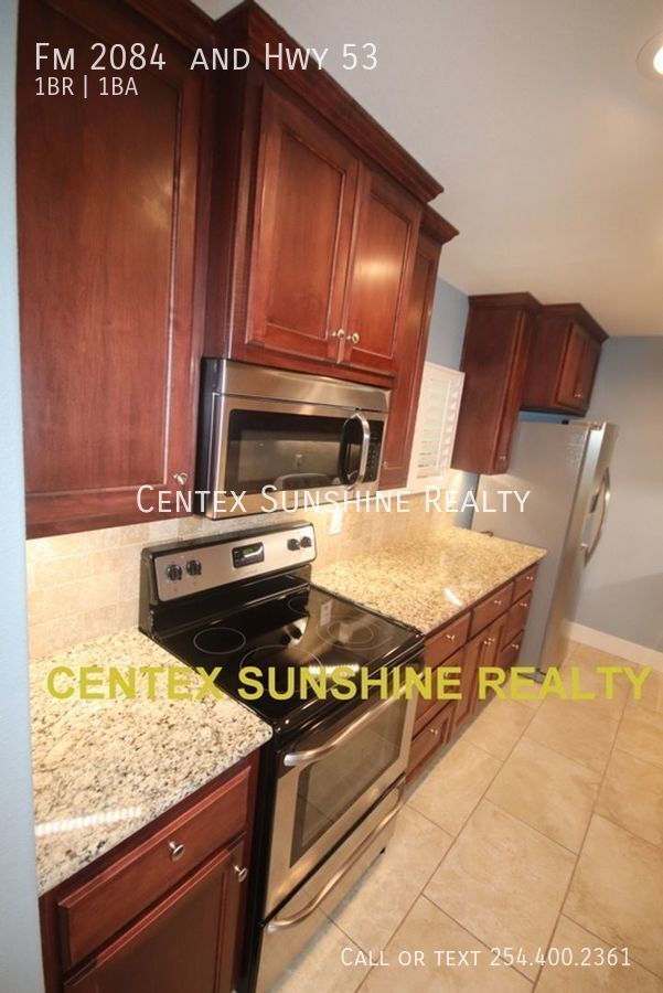 Building Photo - 13120 Farm-To-Market 2086