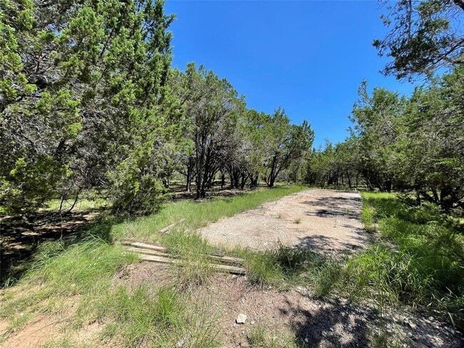 Building Photo - 145 Milestone Rd