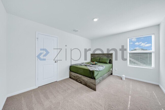 Building Photo - 3126 Dreamweaver