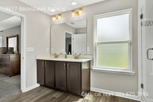 Building Photo - 9677 Bridgeway Ave