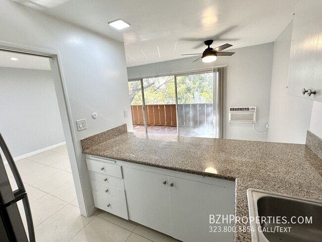 Building Photo - Newly Updated 1Bedroom 1Bathroom In Prime ...