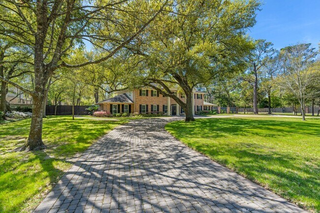 Building Photo - 11739 Wood Ln