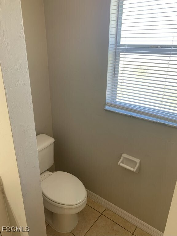 Building Photo - 703 SW 22nd St