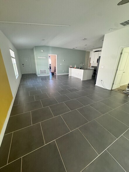 Building Photo - 2520 Hoptree Ln