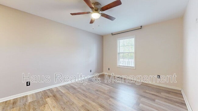 Building Photo - 3248 N Senseney Cir
