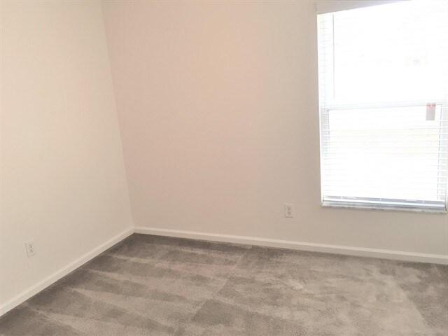 Building Photo - 12426 Tree Pointe Ct
