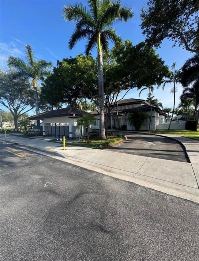 Building Photo - 7738 NW 116th Ave