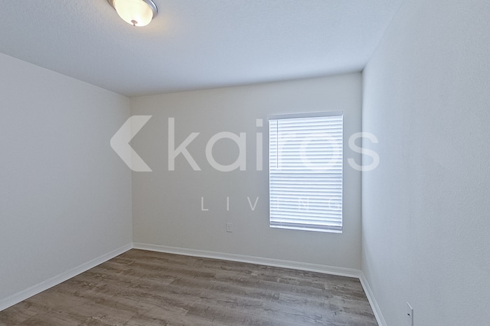 Building Photo - 10117 Elgin Blvd