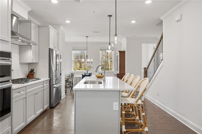 Building Photo - 6529 Beacon Dr