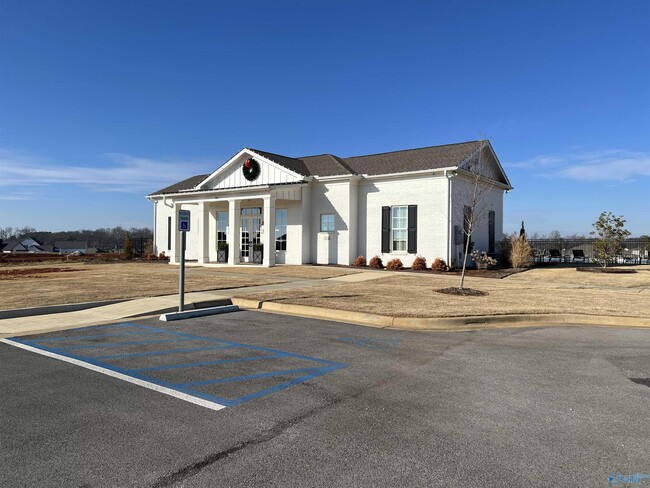 Building Photo - 111 Shylock Ln