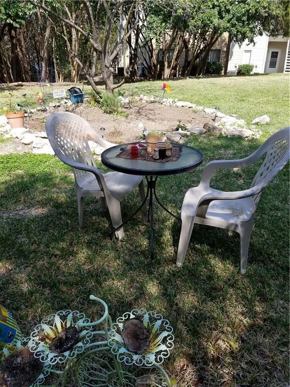 Building Photo - 2450 Wickersham Ln