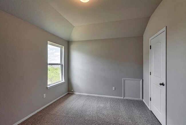 Building Photo - 101 Tranchet Dr