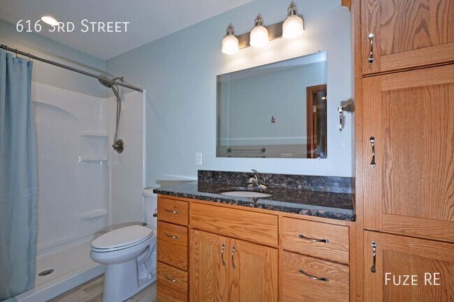 Building Photo - 616 N 3rd St