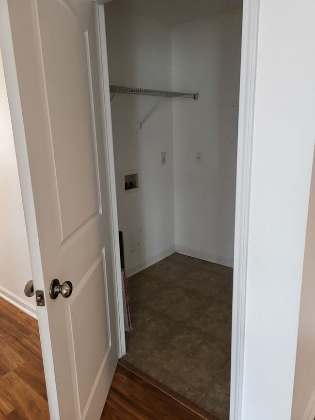 Building Photo - Welcome home to this charming second-floor 2 bedroom, 2 bath condo.