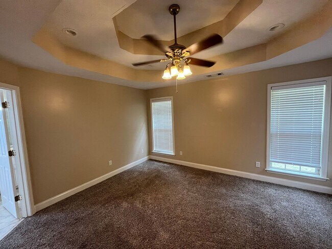 Building Photo - Welcome to the Broadfield Subdivision !! A Place to Call Home.