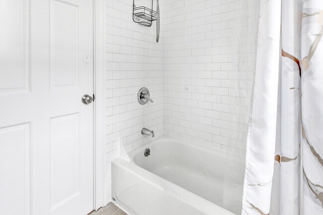 Building Photo - 105 Atlantic St