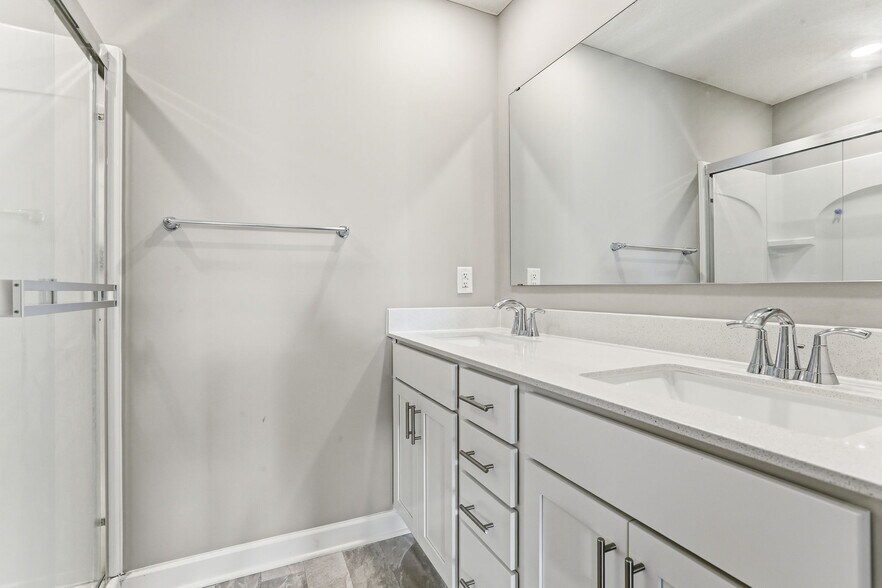 Building Photo - 8027 149th Xing NW