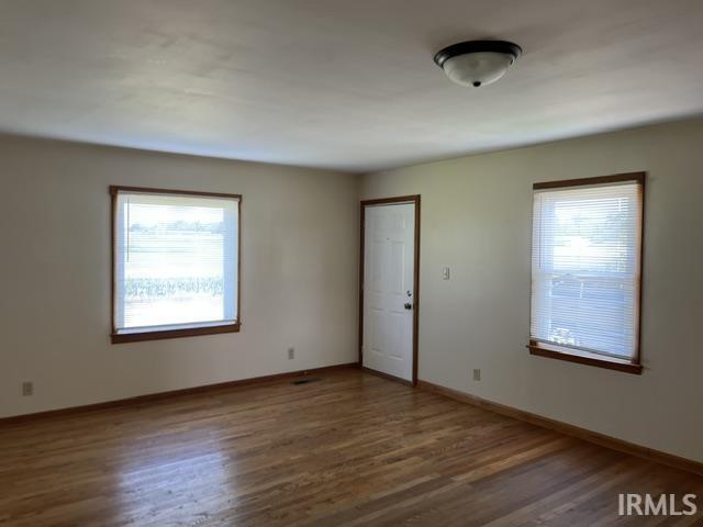 Building Photo - 4670 Breeze Rd